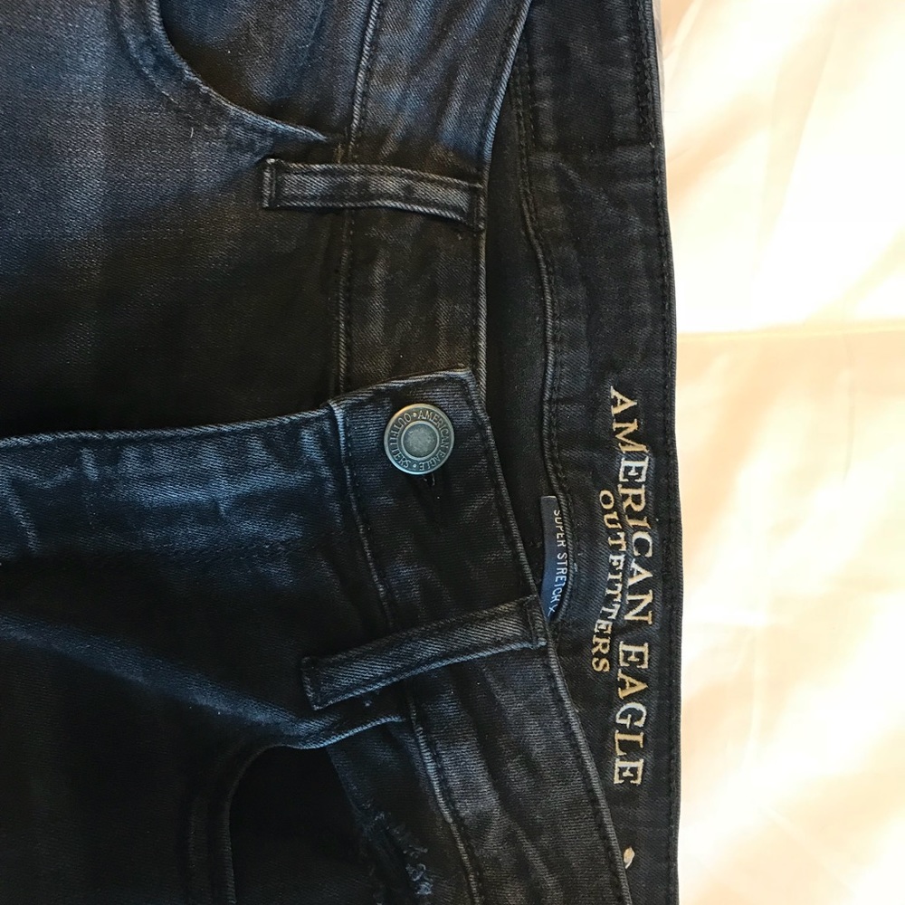 American Eagle Super Stretch Black jeans!